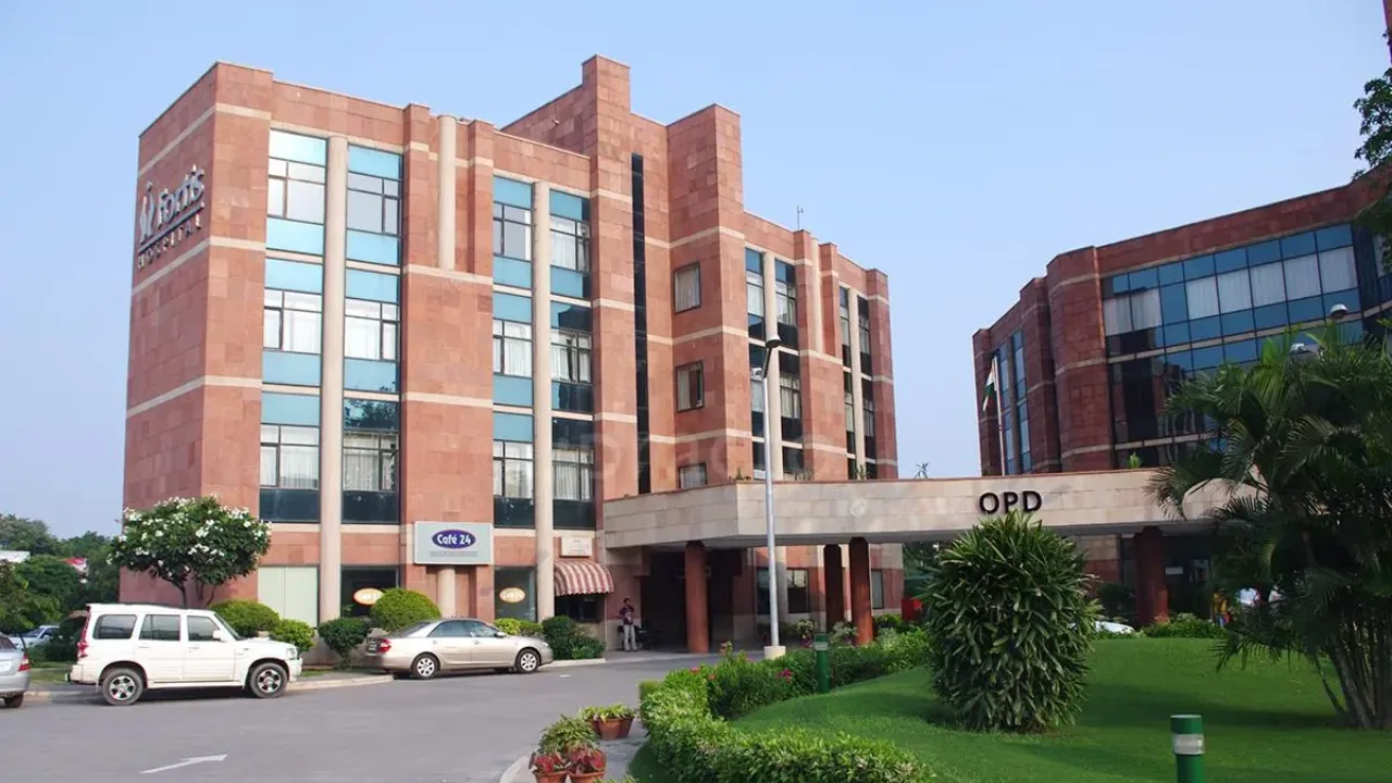Fortis Medcentre, (Chandigarh)