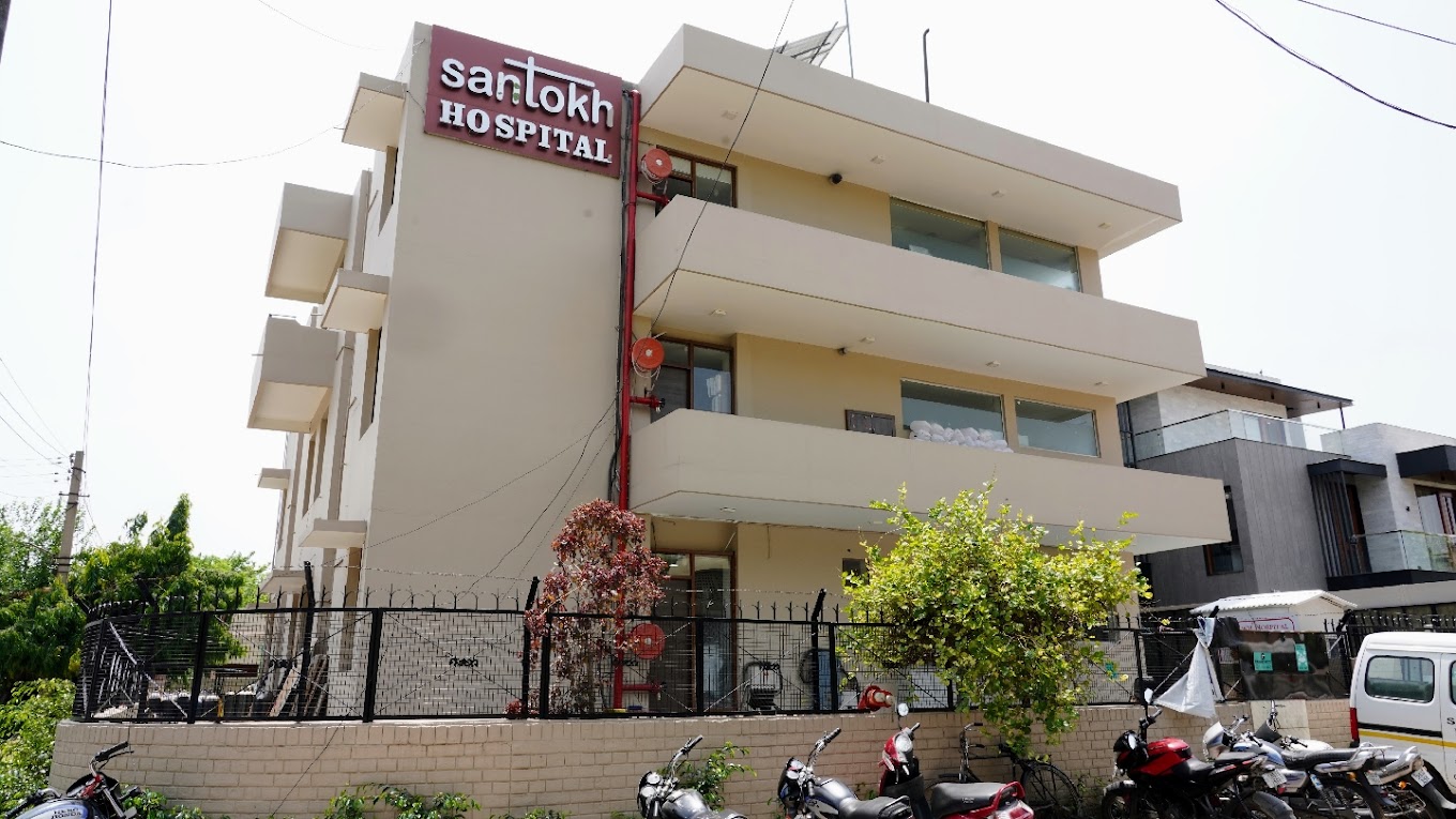 Santokh Hospital, Chandigarh